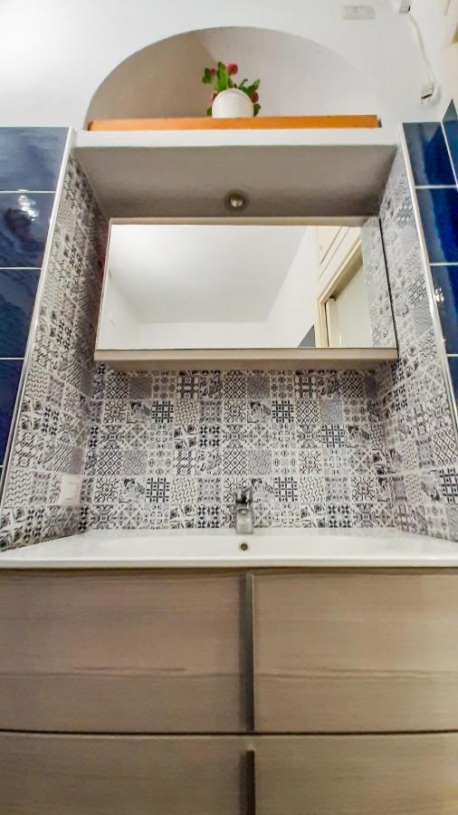 Altido Lovely 1-Br Flat With Easy Access To Centre Mailand Exterior foto